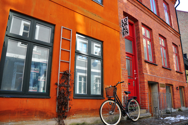 House and bike in Stockholm - Foto, afbeelding
