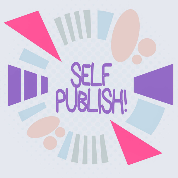 Текст для написания слов Self Publish. Бизнес-концепция для писателя публикует произведение самостоятельно за свой счет Асимметричный неравномерный формат шаблона объекта очертания многоцветного дизайна
. - Фото, изображение