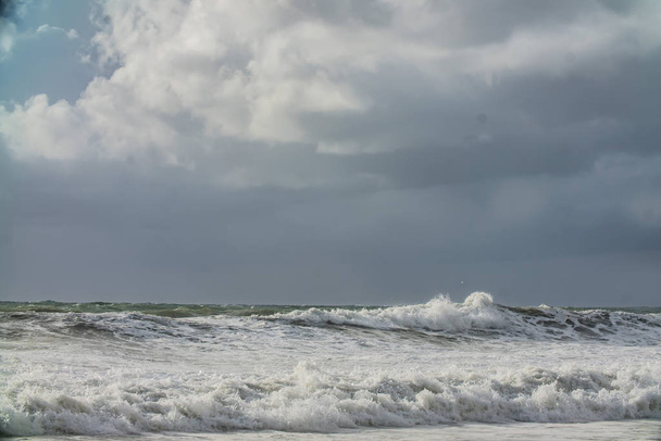 Sturm auf See, große Wellen - Foto, Bild