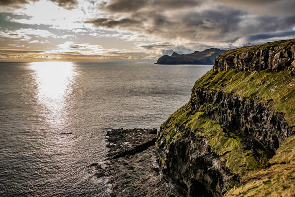Vista para Beautfiul nas Ilhas Faroé
 - Foto, Imagem