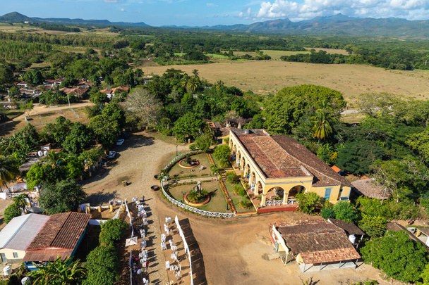 Valle de los Ingenios (sucreries de la vallée) à Cuba, un célèbre tou
 - Photo, image