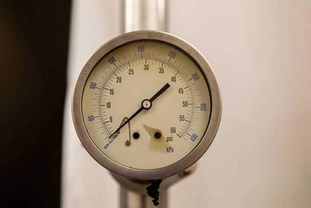 Pressure analogue gauge in psi and kPa - Photo, Image