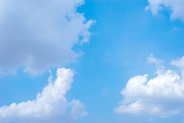 Cloud and Blue Sky background - Foto, afbeelding
