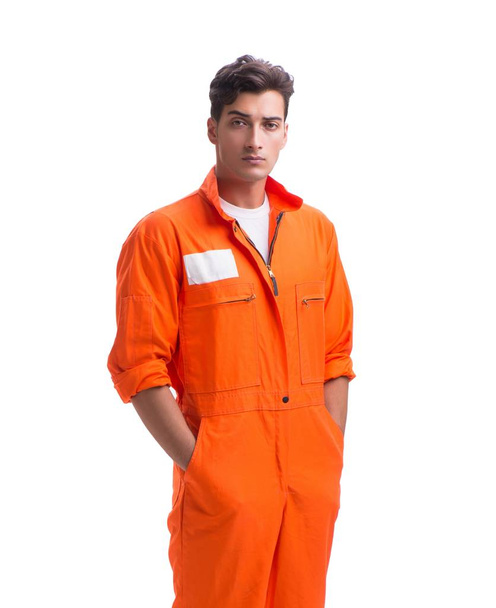 Prisionero en bata naranja aislado sobre fondo blanco - Foto, imagen