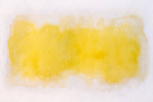 Pintado a mano amarillo acuarela fondo - Foto, imagen