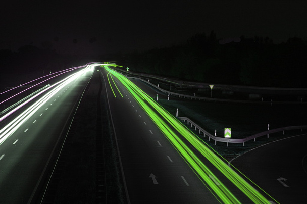 homályos fények éjjel autó forgalom Road - Fotó, kép