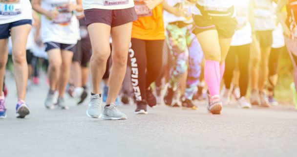 Размытость движения марафонского бега
 - Фото, изображение