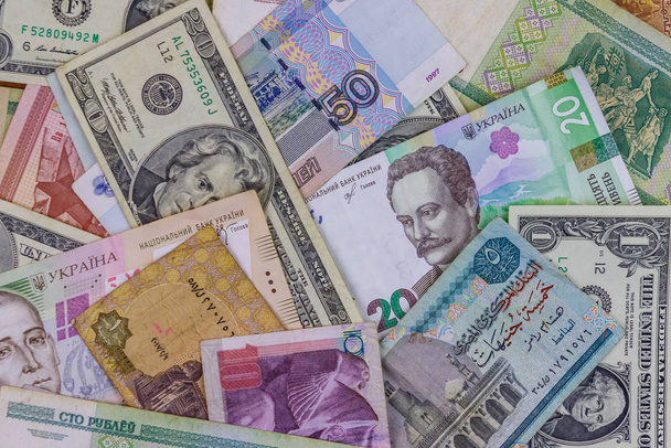 Wielokulturowość tło dolar USA, rosyjski rubel, białoruski rubel, egipski funt i ukraiński hrywna - Zdjęcie, obraz