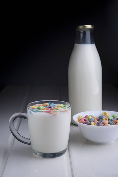 Cookis and milk fot the special day - Foto, Imagem