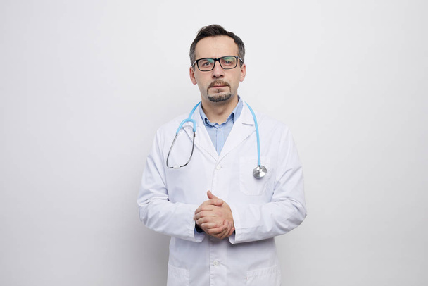 Портрет врача-мужчины
 - Фото, изображение
