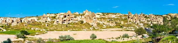 Panorama del Parque Nacional Goreme en Capadocia, Turquía
 - Foto, Imagen