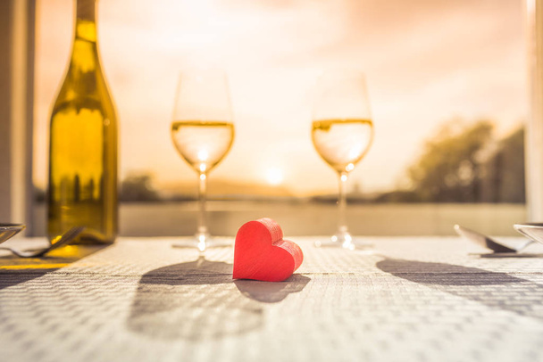 Romantic dinning. Dating and love concept.  - Foto, Bild