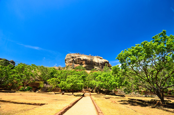 Rocha Sigiriya no Sri Lanka
 - Foto, Imagem
