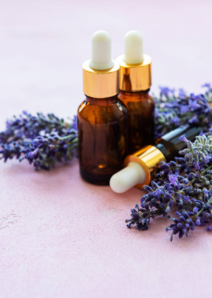 Lavendel-Wellness-Produkte - Foto, Bild