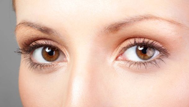 Close up of natural female eye - Valokuva, kuva