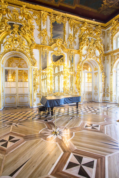 O interior do Palácio de Catarina, Tsarskoye Selo, São Petersburgo, Rússia
 - Foto, Imagem
