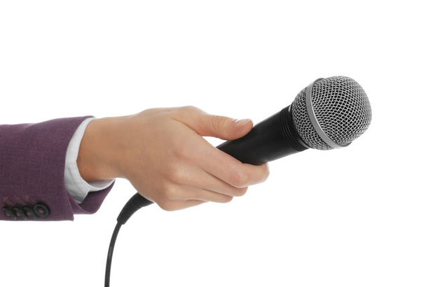 Профессиональный журналист с микрофоном на белом фоне, крупный план
 - Фото, изображение