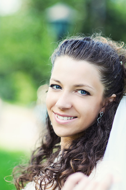 Portret van aantrekkelijke bruid - Foto, afbeelding