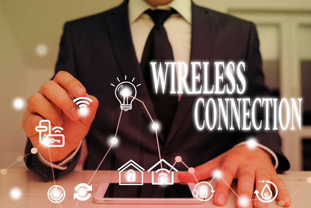 Text sign showing Wireless Connection. Business photo showcasing there is no physical wired connection between networks - Foto, afbeelding