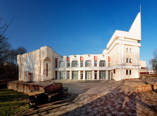 Gomel, Biélorussie - 5 janvier 2020 : Maison de la culture des jeunes de la jeunesse créative
 - Photo, image