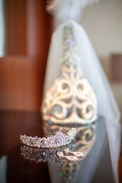 Geleneksel Kazak düğün başlığı - saukele - Fotoğraf, Görsel