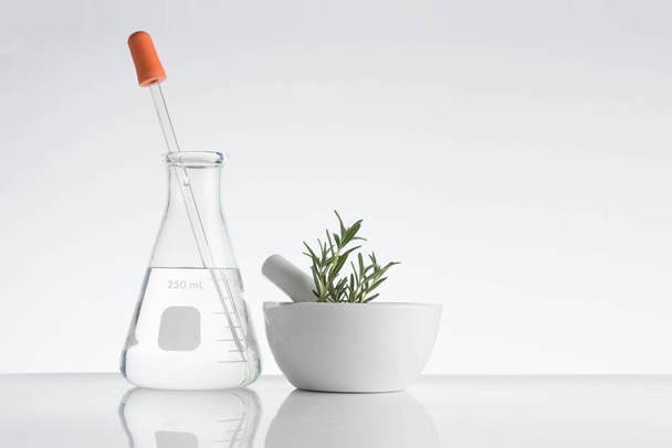 laboratory and research with alternative herb medicine - Foto, imagen