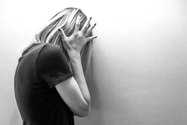 Detener el abuso sexual Concepto, detener la violencia contra las mujeres, internat
 - Foto, Imagen