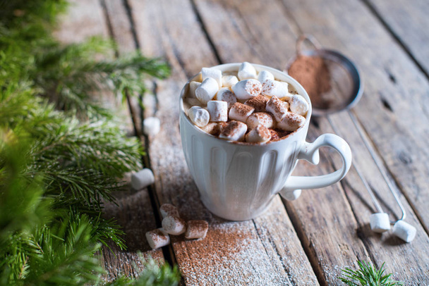 White cup of coffee with marshmallows and cocoa - Fotoğraf, Görsel
