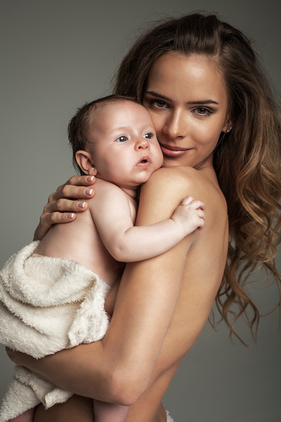 Young mother with baby - Foto, Imagem