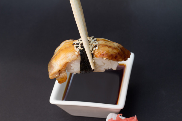 Eel sushi nigiri - Фото, изображение