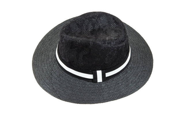 beyaz çizgili saman siyah şapka - Fotoğraf, Görsel