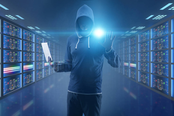 Hacker im digitalen Sicherheitskonzept - Foto, Bild