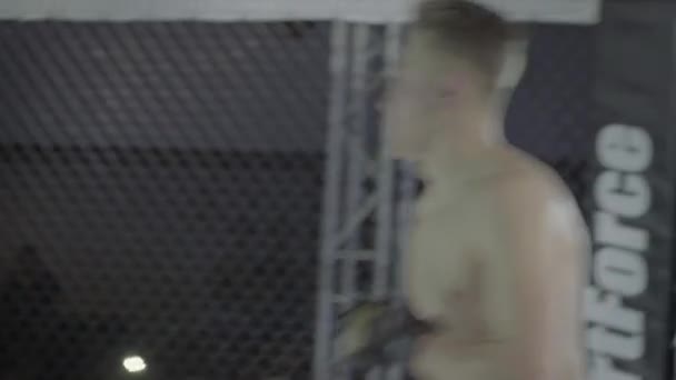 Fight in the MMA octagon. Kyiv. Ukraine - Filmmaterial, Video