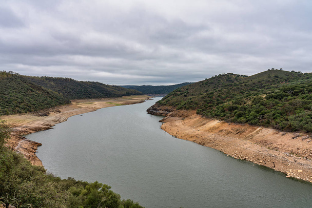 Landschaft Blick auf Monfrague Nationalpark. caceres, extremadura, spanien - Foto, Bild