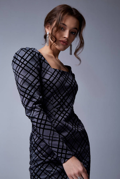 Beautiful sexy brunette woman business office style fashion clot - Φωτογραφία, εικόνα