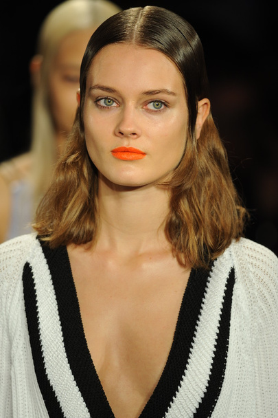 Model at Rag and Bone Women's Collection show - Foto, afbeelding