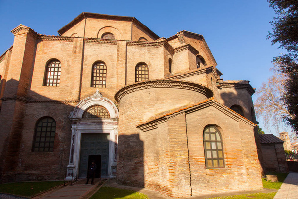 Ravenna italská mozaika kapitálu, Itálie - Emilia Romagna, bazilika San Vitale - Fotografie, Obrázek