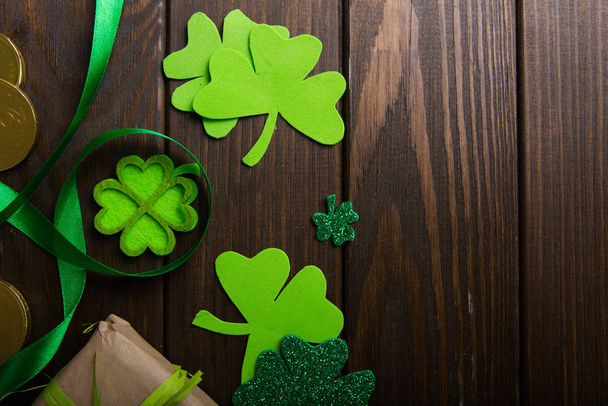 Happy st. Patrick's day. Card with lucky clover.  Irish festival - Valokuva, kuva