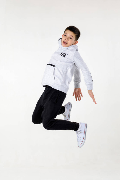 Little boy jumping - Fotó, kép