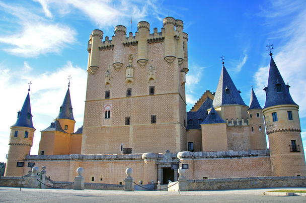 Alcazar a Segovia
 - Foto, immagini