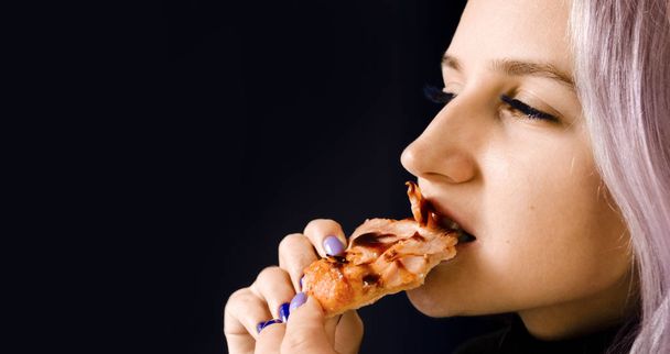 Girl eating pizza. Not healthy food. Home delivery. happiness. - Φωτογραφία, εικόνα