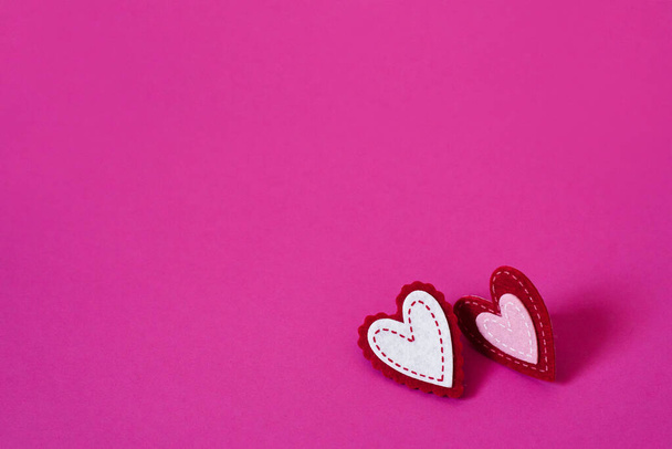 Valentýnský pozdrav na přání. Dvě kreativní srdce na  - Fotografie, Obrázek