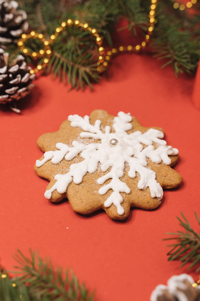 Noel geçmişine karşı zencefilli çörek, Noel havası - Fotoğraf, Görsel