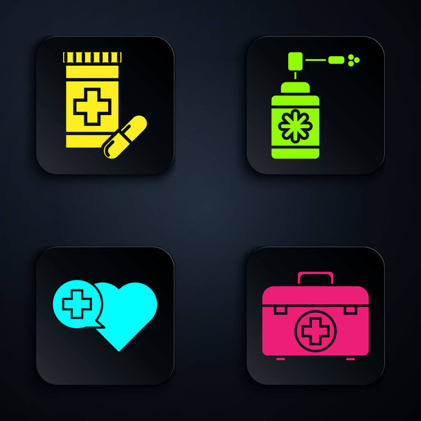Set Erste-Hilfe-Set, Medikamentenflasche und Tabletten, Herz mit Kreuz und medizinische Flasche mit Düsenspray. schwarzer quadratischer Knopf. Vektor - Vektor, Bild