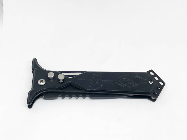 Автоматичне лезо кишенькового ножа, білий фон
 - Фото, зображення