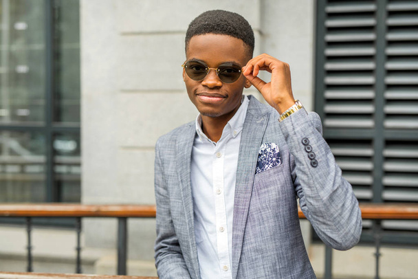 handsome young african man in a suit - Foto, Imagem