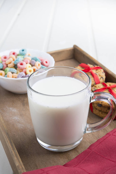 bowl with cereals and milk, - Zdjęcie, obraz