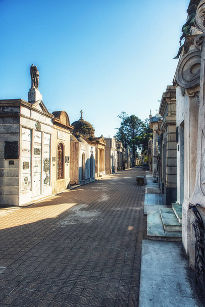 Cementerio de Recoleta, el cementerio más importante y famoso de Arg
 - Foto, imagen