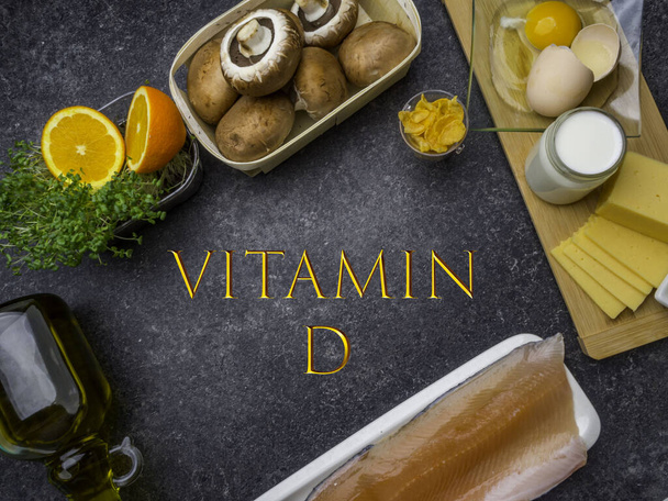 Alimenti contenenti vitamina D: pesce, caviale, arancia, micro verdure, formaggio, uova, funghi, latte, burro, mais, olio
 - Foto, immagini
