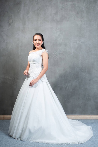 Beautiful woman in wedding dress , Bride Thai style fashion - 写真・画像